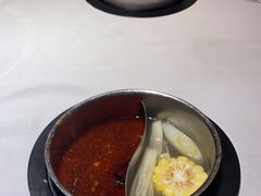 -泓炙颐凤鲜海鲜火锅料理(桐乡店)