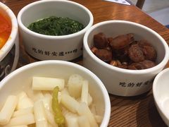 -渝是乎川渝小炒(新世界百货望京店)