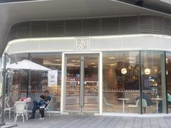 -奈雪的茶(东原悦荟店)