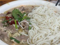 酸汤肥牛-无招牌