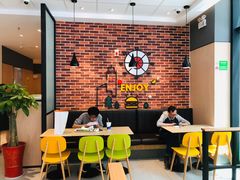 -德克士(香港街店)