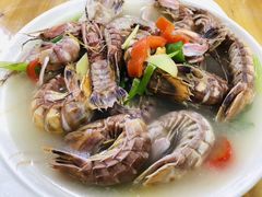 -霞涌市场海鲜摆卖区