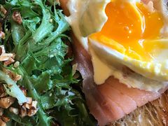-ROAST coffee & eatery