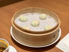 丝瓜虾仁小笼-鼎泰丰(德基广场店)