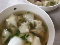 -周震馄饨