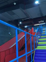 -蹦贝运动中心·蹦床·攀岩·闯关(龙岗店)