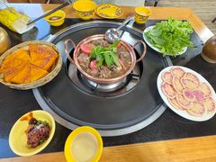 -银同牦牛肉火锅