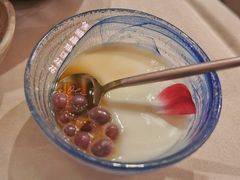 焦糖爆珠豆花花-山石榴·贵州菜(丰盛里店)