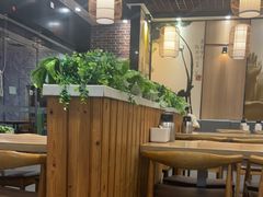 -裕记烧腊连锁餐饮(国商分店)