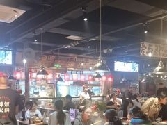 -萍姐火锅·公路夜市(武汉首店)