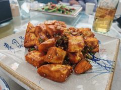 -壹阁胡羊焖饼(特色小吃街店)