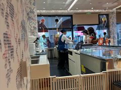 -VENCHI 闻绮(上海佛罗伦萨小镇店)
