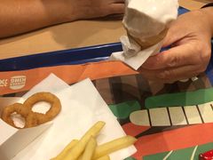 -汉堡王(华润五彩城店)