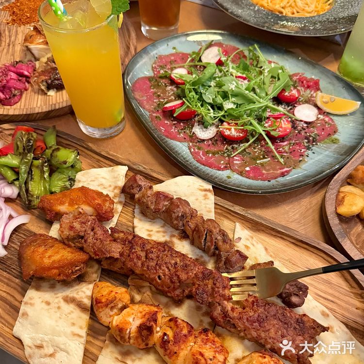 打卡世界义乌！不要错过这家花园西餐厅...！