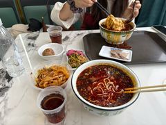 -伊穆祥牛肉面总店·清真