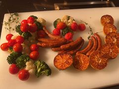 -元一希尔顿酒店·鲜切牛肉火锅禅自助餐厅