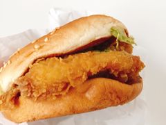 麦辣鸡腿堡-麦当劳(中山公园龙之梦店)