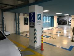 -上海半岛酒店-地下停车场