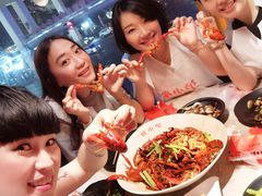 -沪小胖小龙虾(淮海中路旗舰店)