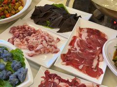 -江湖亮亮蒸虾大排档烤全羊清真(武汉总店)