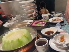 -得意咚瓜·顺德鱼生·冬瓜火锅(深圳首店)