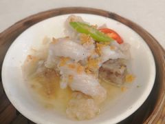 -荣誉海鲜酒楼(海湾店)