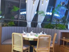 -马家斑.鲜鱼火锅(松湖万科店)