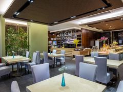 -天艺东环酒店(海口高铁东站龙湖天街店)