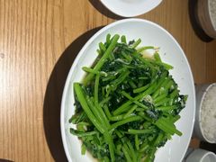 茼蒿炒虾米-天堂鸟水煮鱼·烟火川菜(索凌路店)