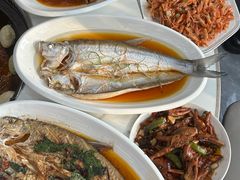 -丹水桥地锅鱼·翘嘴鲌·地方特色全鱼宴(丹江口大坝店)