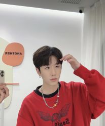 -AYO SALON
