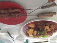 -维吾尔餐厅(宜山路店)