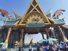 -七彩云南欢乐世界