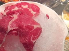 -茅草房·河畔园林火锅