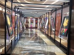 -银泰百货(厦门国贸中心店)