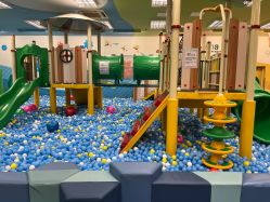 -莫莉幻想儿童乐园(武汉经开永旺店)