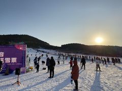 -青州驼山滑雪场