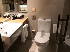 -和颐至尊酒店(上海徐家汇桂林公园地铁站店)