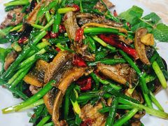 -铭记嘎洒生态鳝鱼(迎春街店)