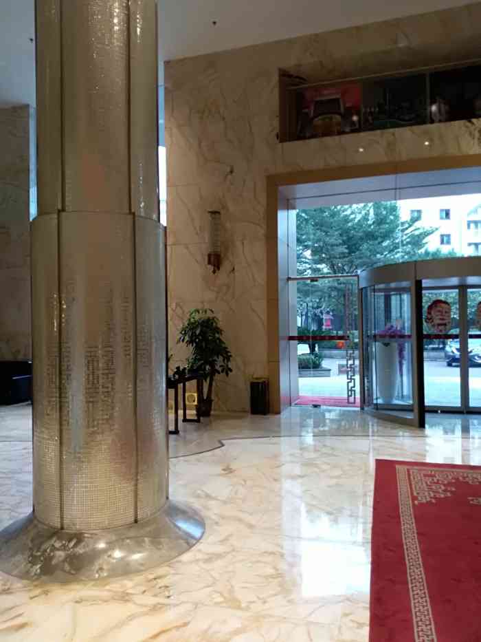 依云水岸休闲酒店(平西大道店)-"蛮久没过来依云海岸水疗了,这次过来