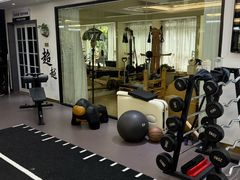 -简·无界健身工作室·运动康复·体态(石厦店)