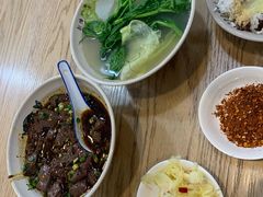 -杨三孃跷脚牛肉(美洲花园店)