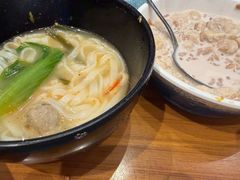 -亚龙湾希尔顿自助餐厅·海鲜·烧烤·沙滩BBQ·现场乐队