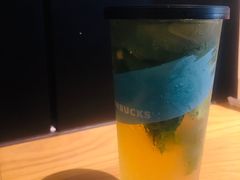-星巴克(广州动漫星城东区店)