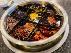 -邓莽子老火锅(中兴路总店)