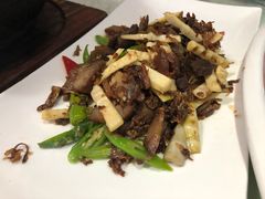 青椒坛子肉-干老四雅鱼饭店(滨江西路店)