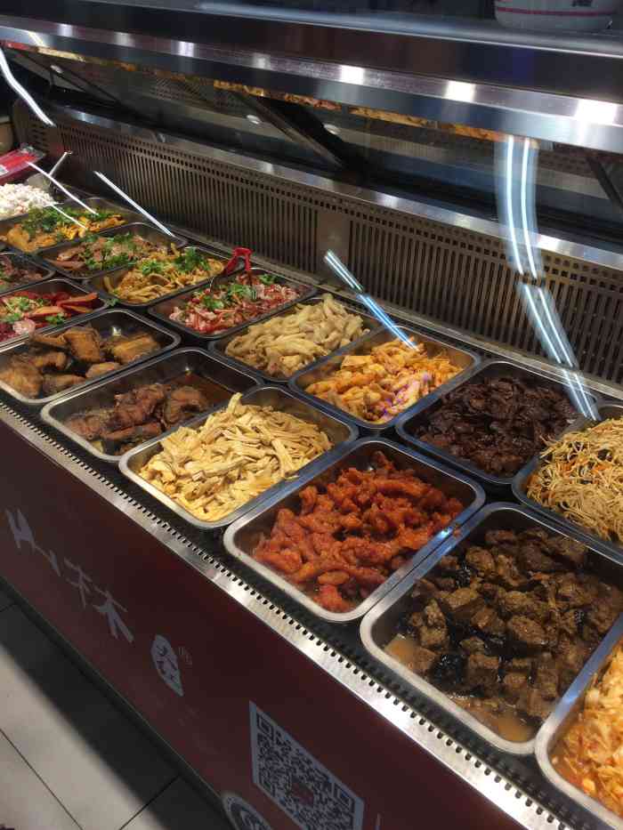 山林熟食(云山路店)-"上海的山林熟食的分店越来越多了,虽然店面.