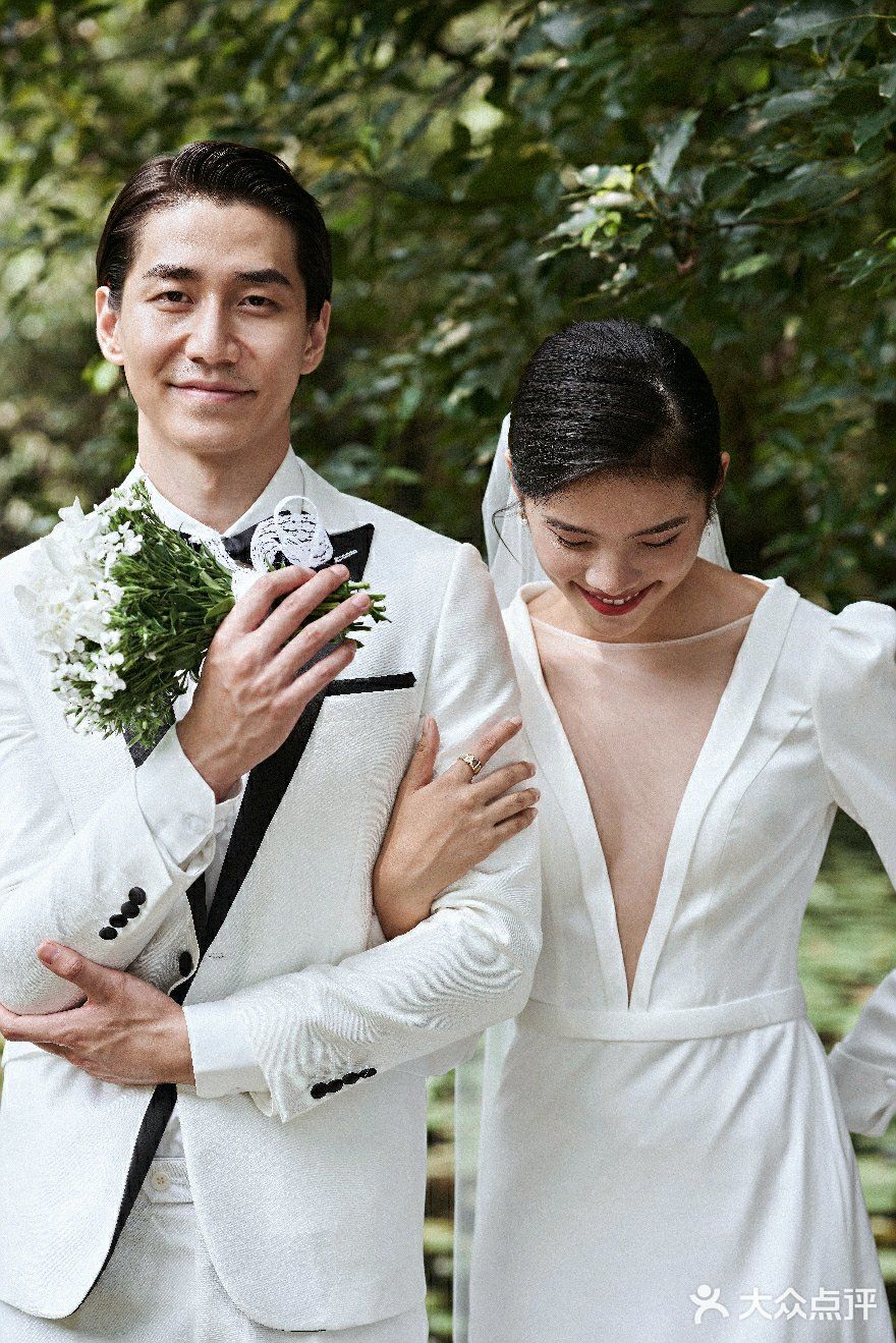 最美婚纱旅拍照