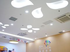 -瑞思少儿中心·少儿英语素养启蒙(勒泰直营校区)