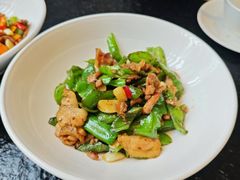 -鱼鲜饭香·招牌汽锅剁椒鱼头王